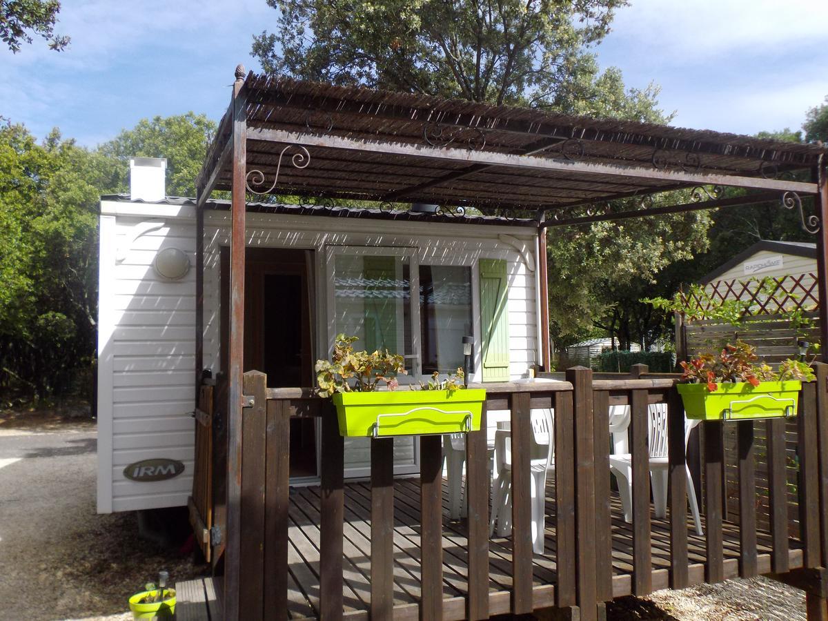 Le Cigalon Mobilhom Hotell Orgnac-lʼAven Exteriör bild